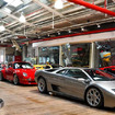 Dutton Garage店内