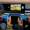 BMW 5シリーズ 新型の車内で可能になる「AirConsole」によるゲーム体験