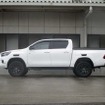 DEVIDE UP210 TOYOTAハイラックス用実装例（アップ量：F +40mm）