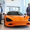 マクラーレン・オートモーティブプロダクトマネージャーを務めるシェーン・ハーマン氏(右)とマクラーレン・オートモーティブ・アジア日本代表の正本嘉宏氏(左)