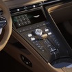 アストンマーティン DB12ヴォランテ