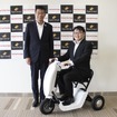 左：豊田鉄工の坂元康彦代表取締役社長、右：OpenStreetの工藤智彰代表取締役社長CEO