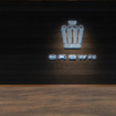 THE CROWN 横浜