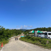 コースを下見する慣熟歩行の様子
