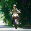 カスタム前のヤマハXSR700と指出瑞貴さん