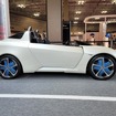 FOMMが2018年のジュネーブもモーターショーで発表したオープンスポーツカーEV『AWDスポーツコンセプト』。