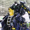 ツバメインダストリ搭乗型ロボット「アーカックス」（ジャパンモビリティショー2023）