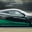 リバース走行で最高速275.74km/hを計測しギネス新記録と認定されたリマック・ネヴェーラ