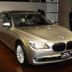 【BMW 7シリーズ 新型発表】180cm＋・90kg＋チェック…Lなら広すぎるぐらい