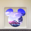 Enjoy the ride! Resort Liner：車窓には、東京ディズニーリゾートを感じられる風景が流れる　(C) Disney