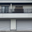 賃貸ガレージハウス多数手がけるガレント。階下がガレージで2回が居住スペースになっている。