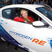 マツダ、ノルウェーで水素自動車 RX-8ハイドロジェンRE を公開