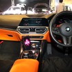M3の内観美をそのままに市販オーディオをスマートに融合。DAP再生ほか、純正オーディオも高音質で聴ける