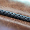 車種専用シートカバーオーダーに手編みパイピングのオプション『ブライドロープ Braid rope』登場
