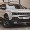 ジープ・アベンジャー の「e-ハイブリッド」