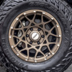 トヨタ ハイラックス×チームデイトナM8　285/70R17