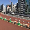GINZA SKY WALK 2024：西銀座入口。写真中央の車は通常とは逆向きに駐車