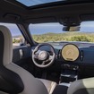MINI カントリーマンE の「Favoured Trim」仕様