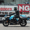 鈴鹿8耐でサプライズ走行をおこなったカワサキの「水素エンジンバイク」