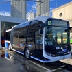 乗車したまま洗車。記者も車内で体験したかった……