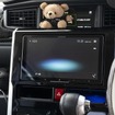 車載のメインユニットとしてはサイバーナビを用いる。高音質と普段使いの良さを兼ね備えたハイエンドカーナビだ。