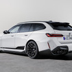 BMWM 5ツーリング 新型の「Mパフォーマンスパーツ」装着車