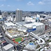 エミテラス所沢。所沢駅は中央やや奥、エミテラス所沢の向こう