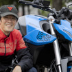 スズキ GSX-8Sと伊丹孝裕氏