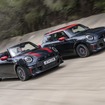 MINIの3ドアハッチバックとコンバーチブル「JCW」改良新型
