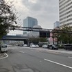 西銀座JCT。高架線右手が八重洲トンネル、左が京橋JCT方面。手前は外堀通りで、奥が数寄屋橋方面
