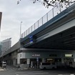 廃止予定のKK線高架。左奥は京橋JCT方面