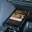 DAPにはウォークマンのNW-ZX707をチョイスした。センターコンソールの所定の場所にピッタリ収まるサイズだ。
