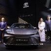 トヨタ・カムリ・ハイブリッド新型（インド仕様）