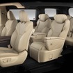 トヨタ・アルファード・エグゼクティブラウンジ（PHEV・E-Four）