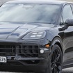 ポルシェ カイエンクーペ 内燃機関仕様の改良新型プロトタイプ