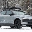 ボルボ EX30クロスカントリー 市販型のプロトタイプ