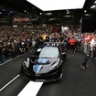 シボレー『コルベットZR1』新型の量産第1号車がバレット・ジャクソンオークションにおいて370万ドル（約5億7500万円）で落札