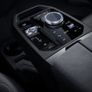 BMW『iX』改良新型の「M70 xDrive」
