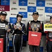 XC-3クラスでワンツーフィニッシュを達成した「チーム・トライバル」（右）と「WISTERIA with TOYO TIRES」（左）