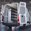 メルセデスベンツが商用車のカスタマイズ手続きを効率化し米国のディーラーで注文可能に