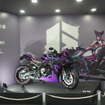 『ストリートファイター6』とコラボレーションした『GSX-8R Tuned by JURI』（大阪モーターサイクルショー2025）