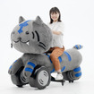 前2輪バイク「LMW」をモチーフとしたキャラクター「ニャイケン」の実物大モデル