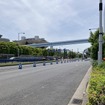 画面左から右へ、ターン10（右）～ターン11（左）のシケインはこのあたり（5月11日）
