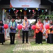 三菱自動車グループがインドネシア北ジャカルタ市の小学校に屋外学習センターを建設