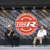 ホンダカーズ野崎の松本正美店長（左）と本田技術研究所の大長尚氏（右）