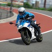 スズキ ジクサーSF250