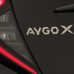 トヨタ アイゴX ハイブリッド