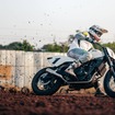 ロイヤルエンフィールドの新型フラットトラック専用バイク「FT450」