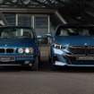 BMW「540i xDriveレガシィエディション」（右）と3代目5シリーズの540i