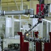 豊田自動織機がユニバーサルロボットの協働ロボットをエンジン工場に導入